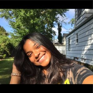 Meet your Posher, Beatrice